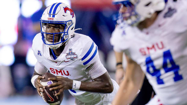 SMU quarterback Kevin Jennings in his first start at AAC Championship game against Tulane.